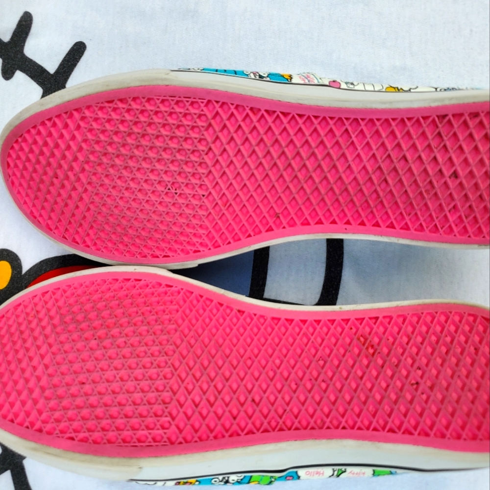 Hello Kitty Vans - Picture 11 of 12